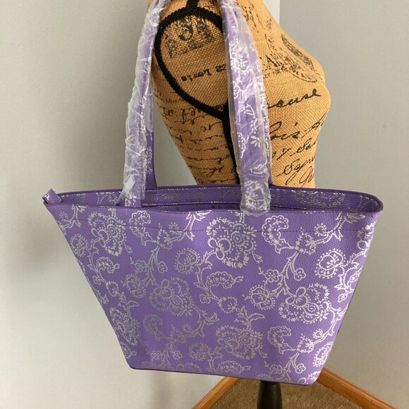 Vera Bradley NWT East West Tote Cotswolds Dahlia Purple Silver Floral VHTF - Picture 4 of 14